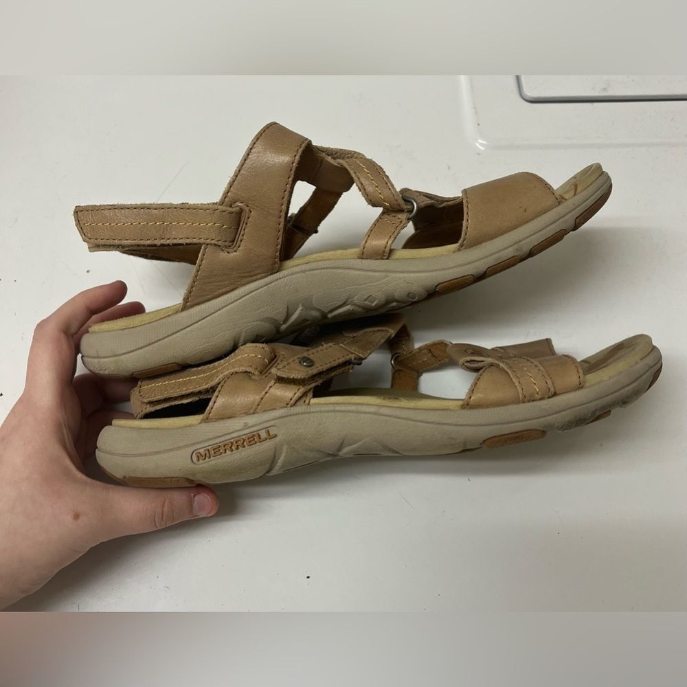 Merrell Swivel Lavish Women’s Sand Dollar Tan Leather Strappy Sandals SZ 9 - Picture 2 of 5
